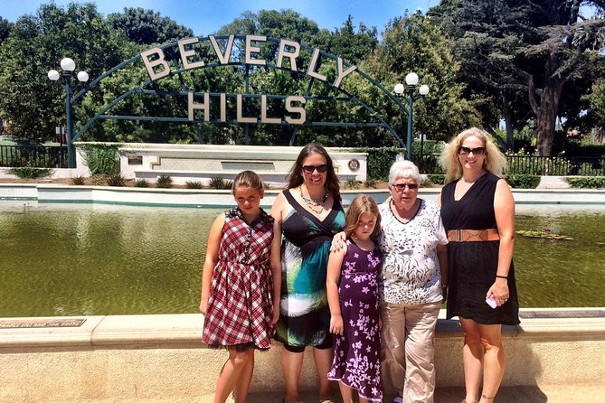2 1/2 Hour Private Tour of Hollywood, Beverly Hills and Bel Air - Beverly Hills and Bel Air From the Road: Signs, Billionaires Row, and Celebrity Home Views