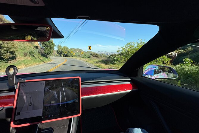 2.5-Hour Hollywood Sign AI-Powered Driving Tour - Capitol Records Building stop: the record-stack landmark