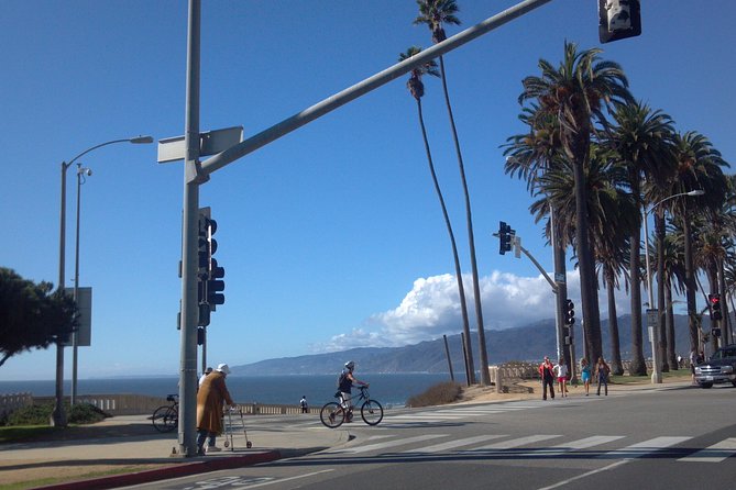 3.5 Hour Coastal Tour of Santa Monica, Venice Beach and Malibu - FAQ