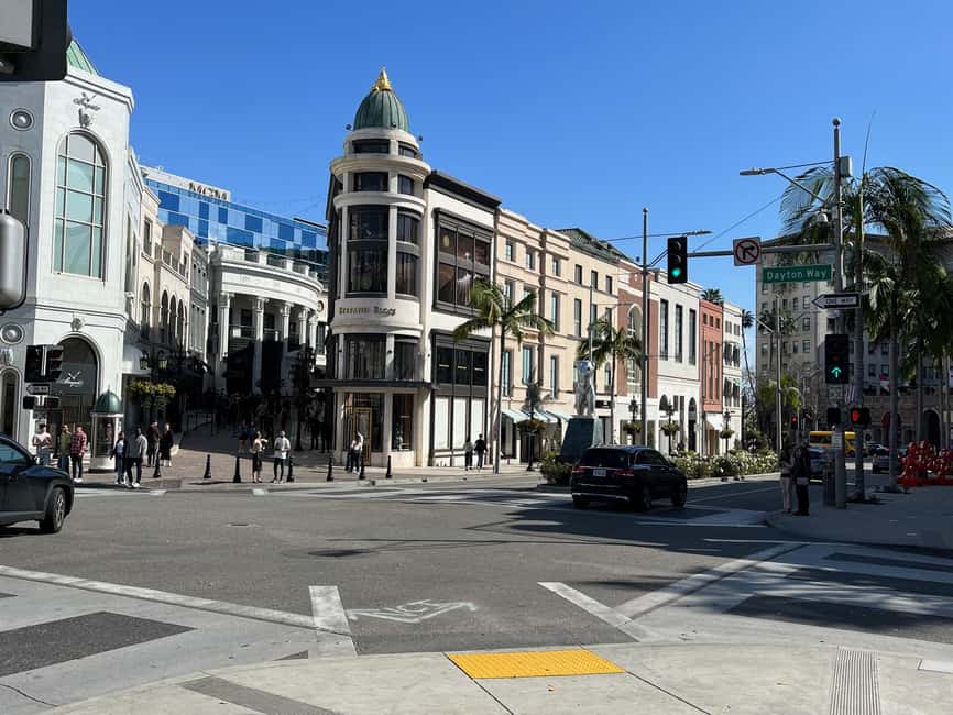 3.5-hour private tour of Hollywood and Beverly Hills in an SUV - Rodeo Drive, Sunset Strip, and the Big Hollywood Backdrops
