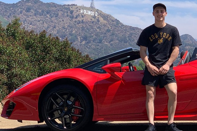 30-Minute Driving Tour: Explore Hollywood in a Lamborghini - Start at El Capitan Theatre: where the tour begins and ends