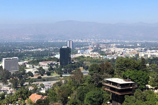 Authentic 3-Hour Hollywood to Beverly Hills Tour - Air-conditioned small group comfort, and why it matters on hills