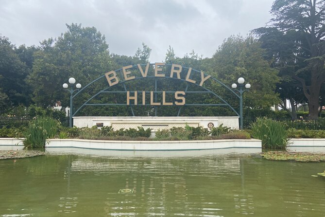 Best of LA, Hollywood, Griffith Park, with Beaches from Anaheim - Former home of the Academy Awards Oscar presentation: a quick photo stop with context