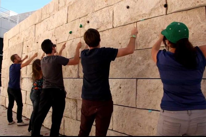 Demystifying Art at The Getty - One-Hour - Comfort, access, and listening aids you may use