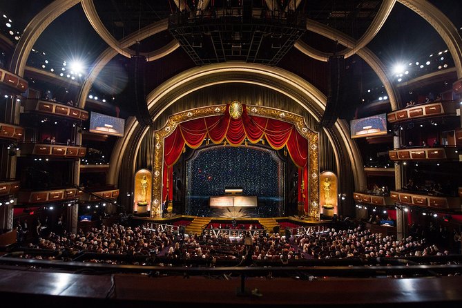 Dolby Theatre Admission Ticket and Tour - Stairs, photo time, and the pace question