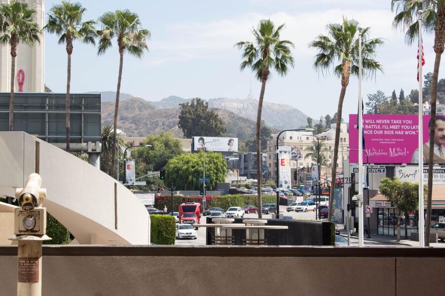 From Anaheim: LA Highlights Sightseeing Tour - From Anaheim pickup to an LA hits route that works