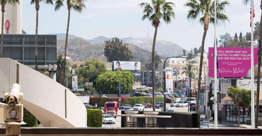 From Anaheim: LA Highlights Sightseeing Tour - Hollywood Sign and Griffith Observatory: the photo break that makes the day