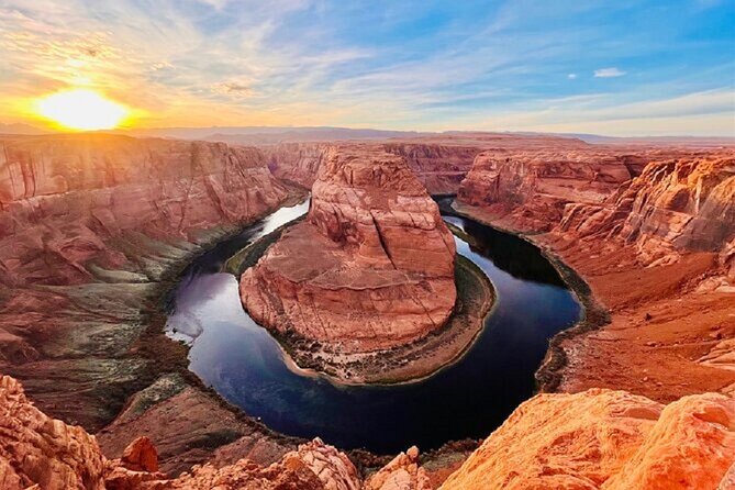 Grand Canyon and Lower Antelope Canyon 4-Day Tour from LA - Day 1: LA to Las Vegas with Fremont Street built in