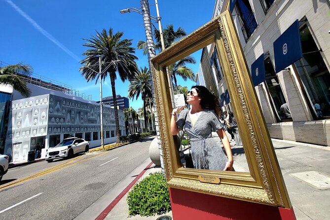 Half Day LA Tour: Hollywood, Celebrity Homes, Santa Monica - Beverly Hills Sign and Rodeo Drive, plus the coin-in-fountain moment