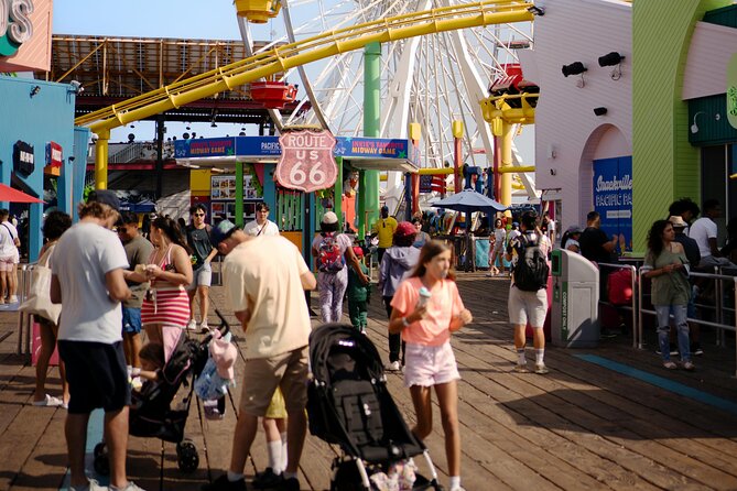 Half Day LA Tour: Hollywood, Celebrity Homes, Santa Monica - Santa Monica Pier for a full hour by the ocean