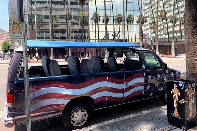 Hollywood and Beverly Hills Bus Tour - On-Board Entertainment, Games, and the Small-Group Advantage