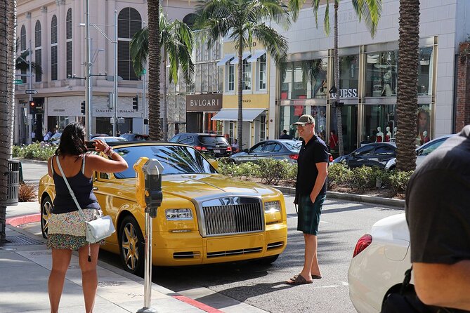 Hollywood and Celebrity Homes Bus Tour - Celebrity Homes Pass-Bys: Fun Stories, Not a Doorstep Tour