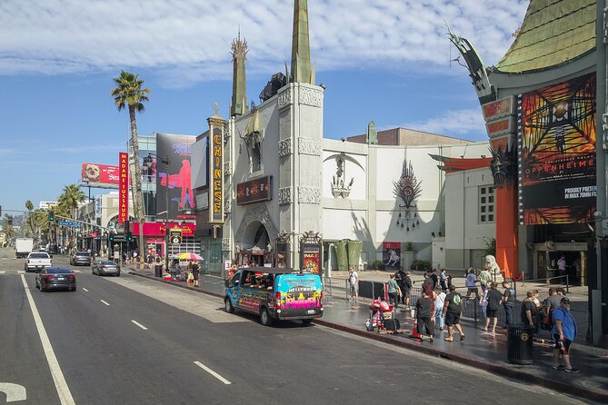 Hollywood, Beverly Hills & Celebrity Homes Tour by Open Air Bus - Sunset Strip With Laugh Factory and The Whiskey: Comedy and Music Energy