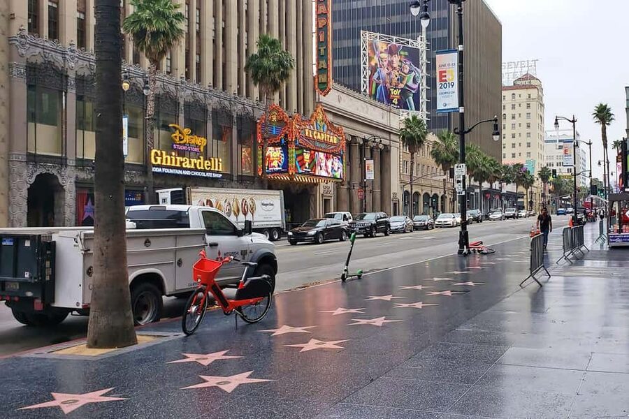 Hollywood, Beverly Hills, Santa Monica, Venice Beach Tour. - Hollywood Sign Time: Quick Photo Stop with a Guided Nudge