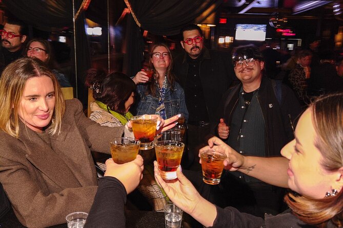 Hollywood Cocktails and True Crime Tour: 3 Drinks Included - Guides Trevor and Stephanie: what they do right