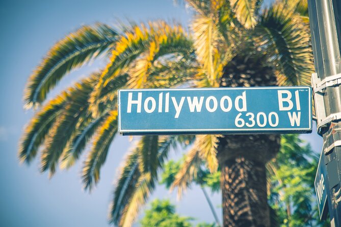 Hollywood Fame & Celebrity Homes Self-Guided Audio Bundle Tour - Stop 1 and the Hollywood Boulevard start: your orientation moment