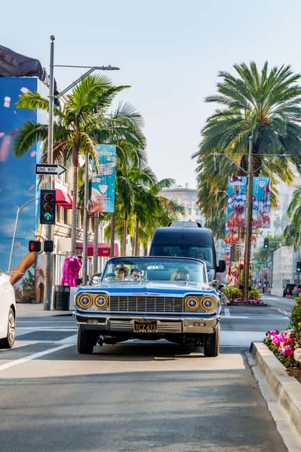 Hollywood: Oscars Tour in a 1964 Impala Lowrider - Getting Iconic Hollywood Sign Photos From Scenic Mulholland Viewpoints