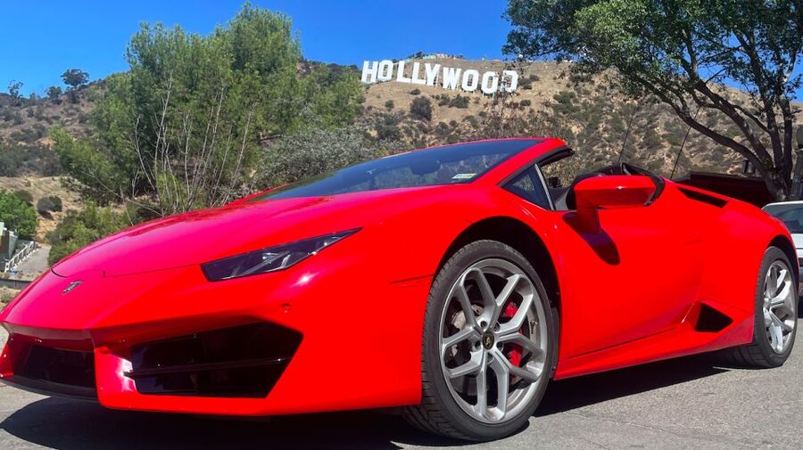 Hollywood Sign 30 Min Lamborghini tour (Drive or Be driven) - The Lamborghini Huracán Spyder: open top thrill plus V10 power