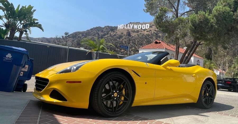 Hollywood Sign 50 Min Ferrari tour (drive or be driven) - Ferrari California T in Hollywood, what the 50 minutes really feels like