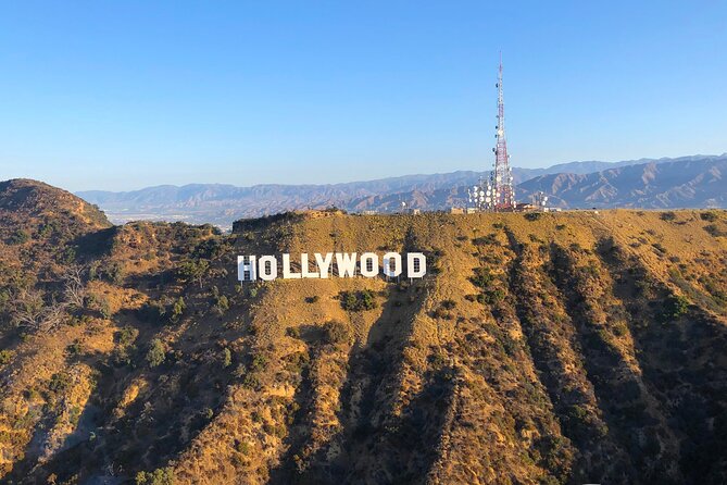 Hollywood Sign and Coast 35-Minute Helicopter Tour in Los Angeles - Stop 1: Santa Monica Pier from above