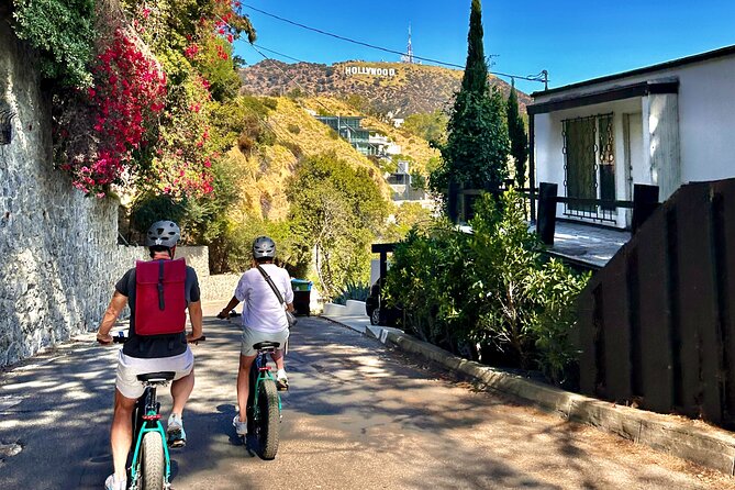 Hollywood Sign: Scott E-Bike Tours Los Angeles Private Tour - Lake Hollywood Park and the Reservoir: Views With Actual Breathing Room