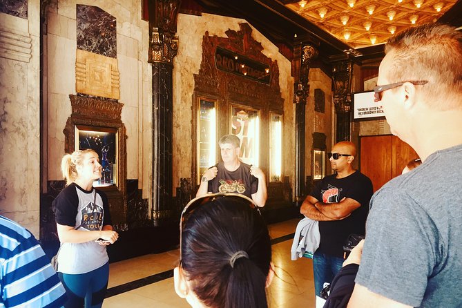 Hollywood: the Real Walking Tour - Meeting point, end point, and how to not miss the start