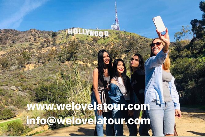 L.A. Highlights Private Full Day Tour of Los Angeles - Venice Beach Boardwalk, Muscle Beach, Street Art, and the Canals Pass-By