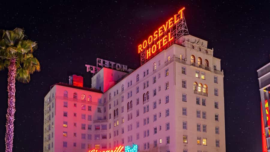 LA Ghosts: Terrors of Tinseltown Tour - El Capitan Theatre and TCL Chinese Theatre: Classic Hollywood, Haunted Tone