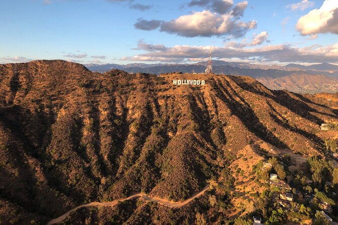 LA Helicopter Tour with Malibu Landing - Pilot quality and comfort: what to expect on the ride