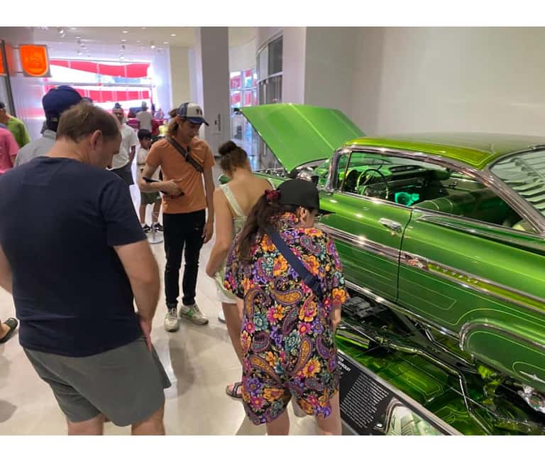 LA: Museum Row Tour The Fast & The Fossilized on Wilshire - Timing, walking, and the practical stuff that affects your day