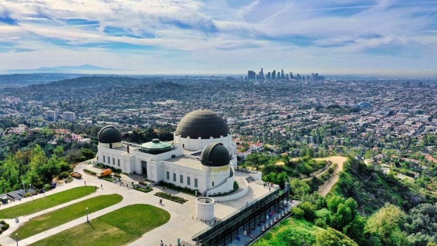 LA: Private Getty Center to Griffith Observatory Guided Tour - A smart way to see LA’s art, film, and stargazing in one half-day