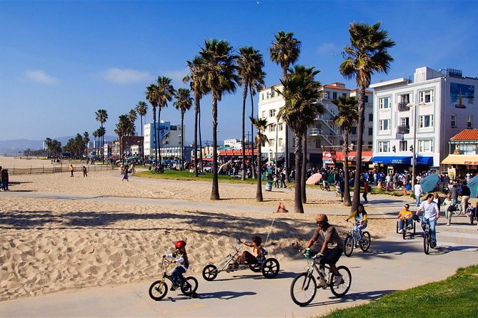 Limo Tour: Hollywood, Beverly Hills, Santa Monica, Venice, Malibu - The driver makes the day: comfort plus real-world judgment