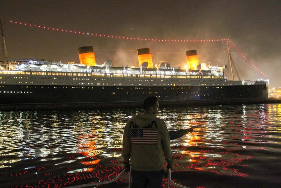 Long Beach: Private Night Yacht Cruise With City Lights - Inside the yacht: seating, restroom, and how music actually works