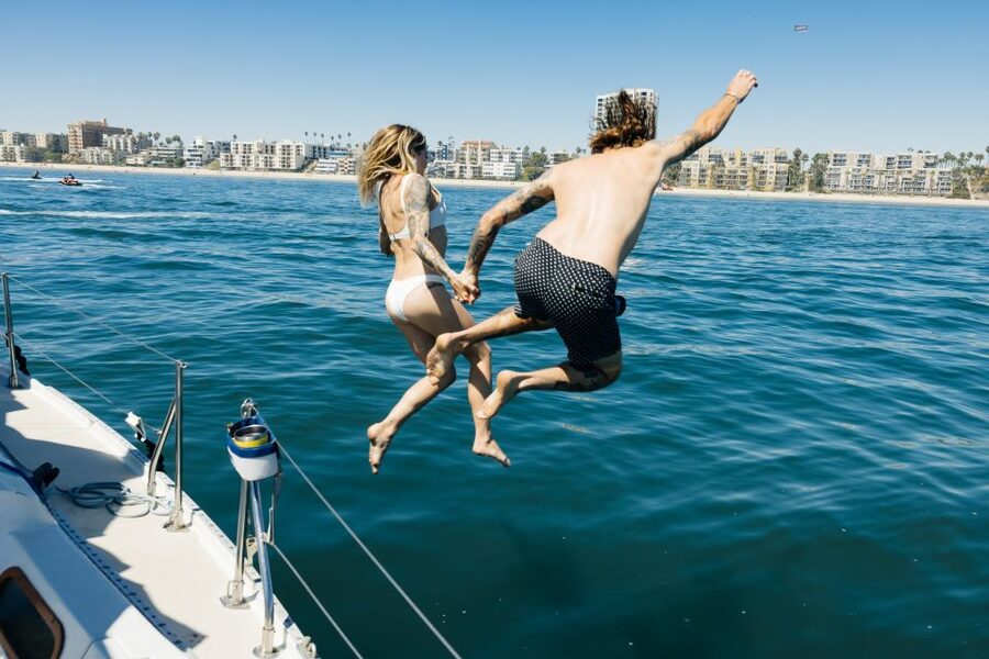 Long Beach: Private Sailboat Rental with Licensed Captain - BYO Drinks, Appetizers, and the Captain’s Role in Your Day
