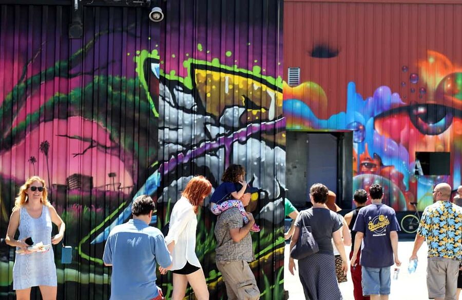 Los Angeles: Arts District Street Art, Graffiti Walking Tour - Meeting at Colyton and Palmetto, Then Reading the Walls