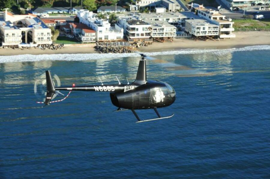 Los Angeles: Downtown Landing Helicopter Tour - Key points before you lift off