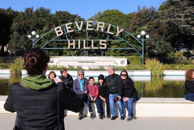 Los Angeles Highlights Full-Day Guided Tour - Urban Light at LACMA: a fast, smart art stop