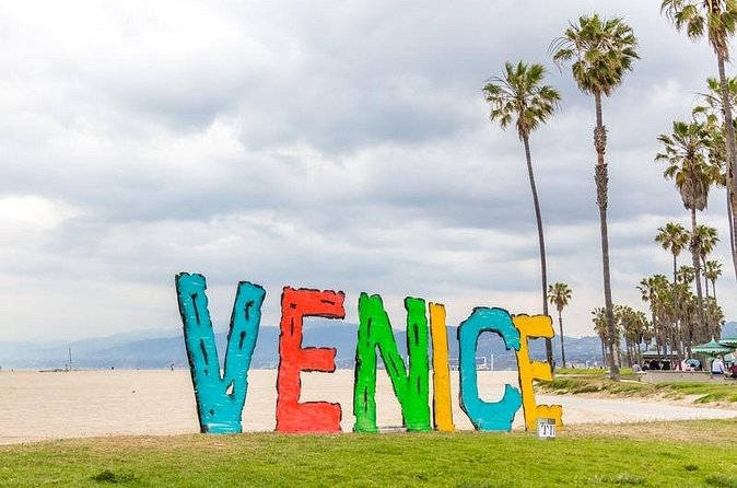 Los Angeles Highlights Tour from Long Beach - Santa Monica and Venice Beach: The Pacific Finale