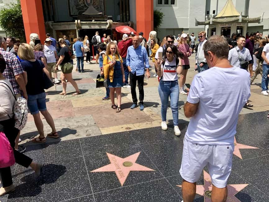 Los Angeles: Hollywood and Beverly Hills Guided Bus Tour - Rodeo Drive and the Sunset Strip: glamour streets, quick hits