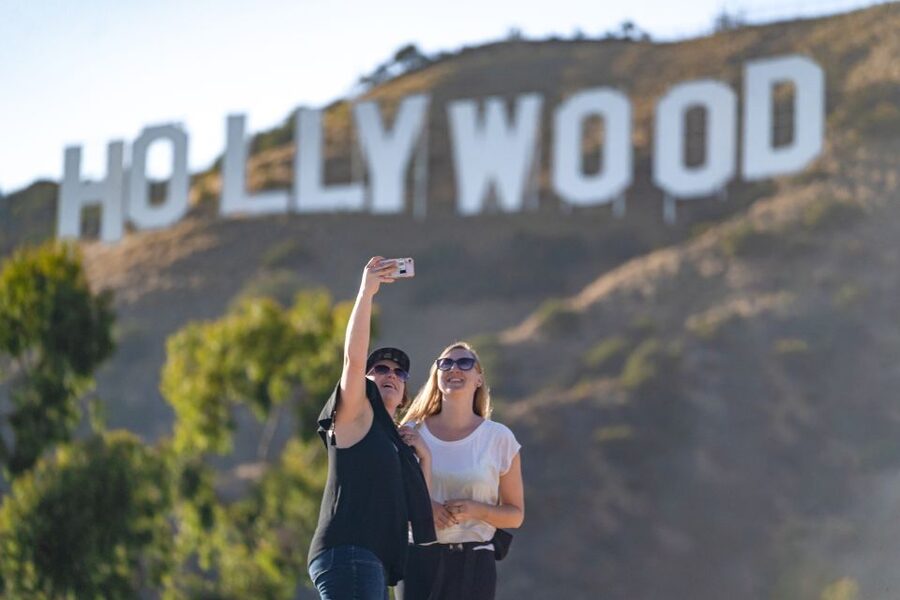 Los Angeles: Hollywood Sign Adventure Hike and Tour - Hollywoodland Stories, Ghost Lore, and Real-Life Tragedy