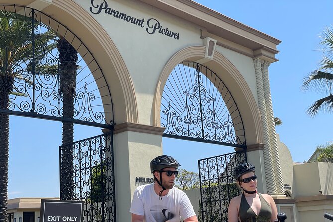 Los Angeles: Hollywood Sign Electric Bike Tour - The Grove and Los Angeles Farmers Market: photo stop with a break