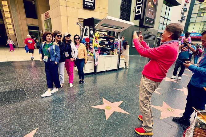 Los Angeles: Hollywood Sunset Walking & Hiking Tour - Photo help that actually saves time