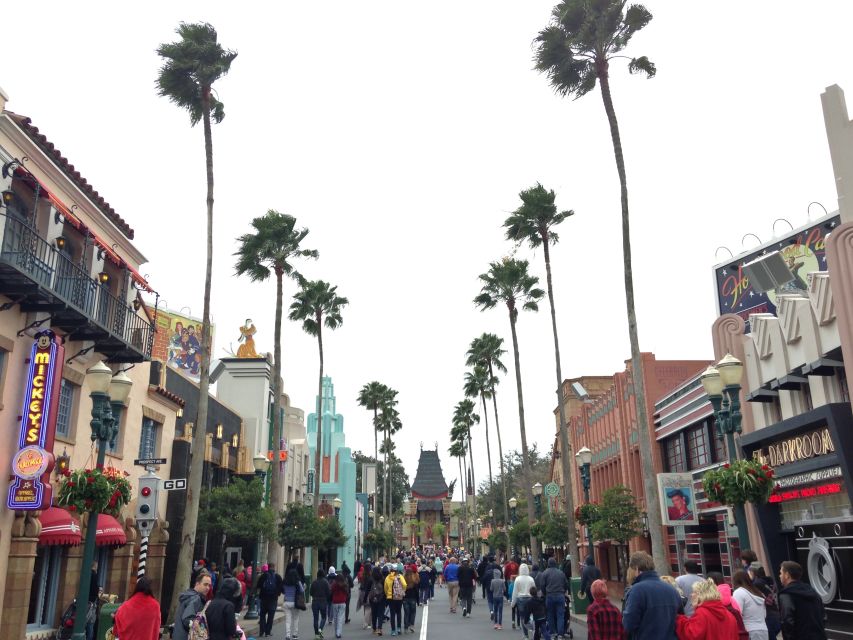 Los Angeles: Hollywood Walk of Fame Walking Tour - Frank Lloyd Wright on the Boulevard, yes, really
