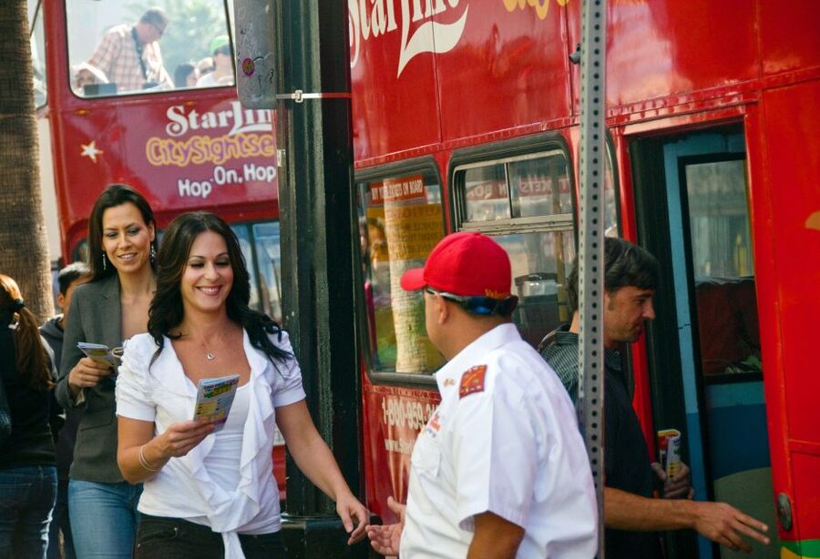 Los Angeles: Hop-On Hop-Off Bus Tour with Audio Guide - Red Route: Hollywood, Walk of Fame, TCL Chinese Theatre, and Rodeo Drive