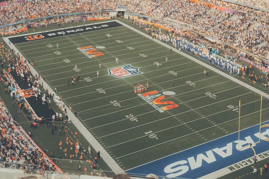 Los Angeles: LA Rams NFL Game Ticket at SoFi Stadium - Food, Drinks, and the Cashless Stadium Twist