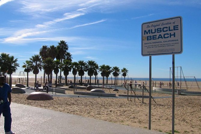 Los Angeles Luxury Private Tour For Up To 7 Passengers - Sunset Strip music-club ride: Whiskey, Viper Room, and Roxy