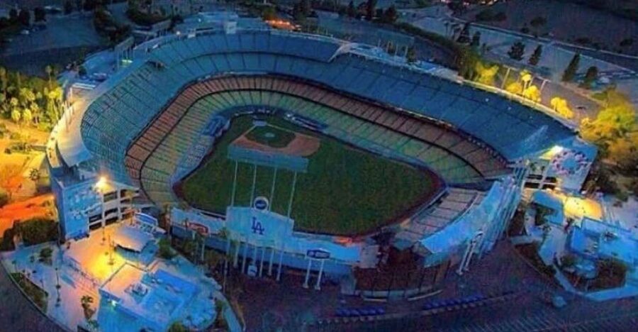 Los Angeles: Malibu and Hollywood Flight Tour - Flight highlights: Hollywood Sign to stadium circles