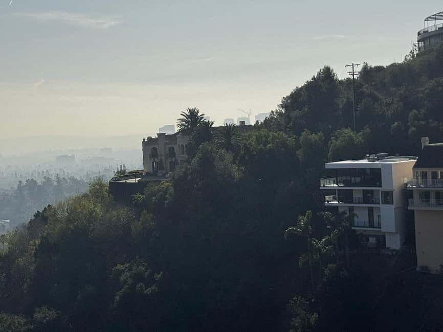 Los Angeles: Manson Family Murders Funeral Limo Tour - Your guide matters: how Ansley and Blaze set the tone