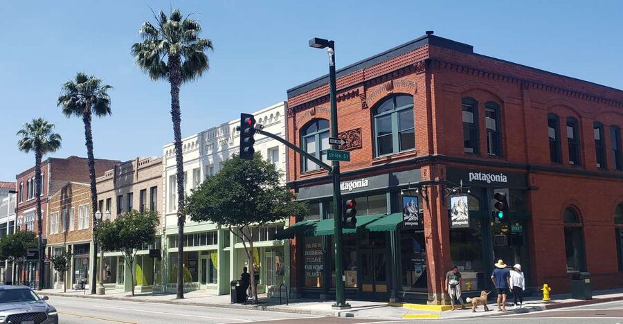 Los Angeles: Old Pasadena Food & Tasting Walking Tour - Starting at Amara Cafe, where your lunch plan begins