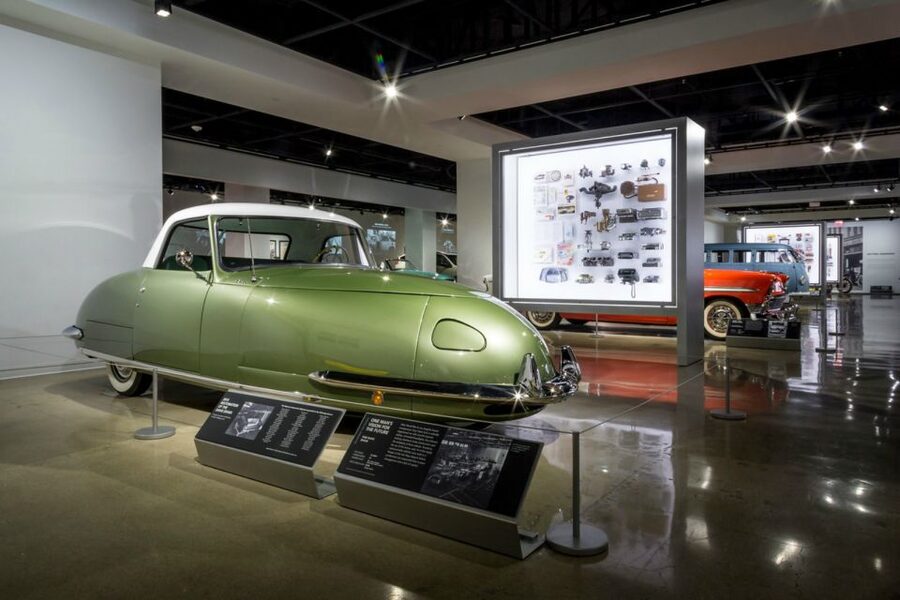 Los Angeles: Petersen Automotive Museum Admission Ticket - Hot Rods and Custom Collection: Turning Up the Energy